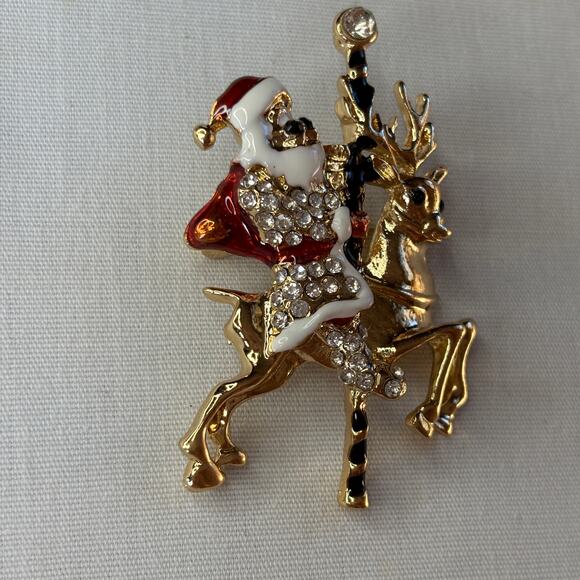 Santa on a Carousel Reindeer Brooch Pin Christmas Holiday Retro Vintage Style - Picture 5 of 6